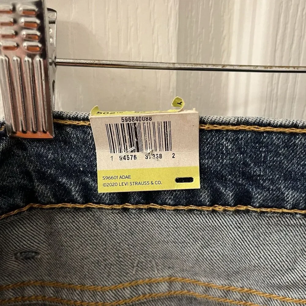 Levis 502 Taper Jeans Flex‎ Stretch Medium Blue Denim Big & Tall Size 56x30 NWT